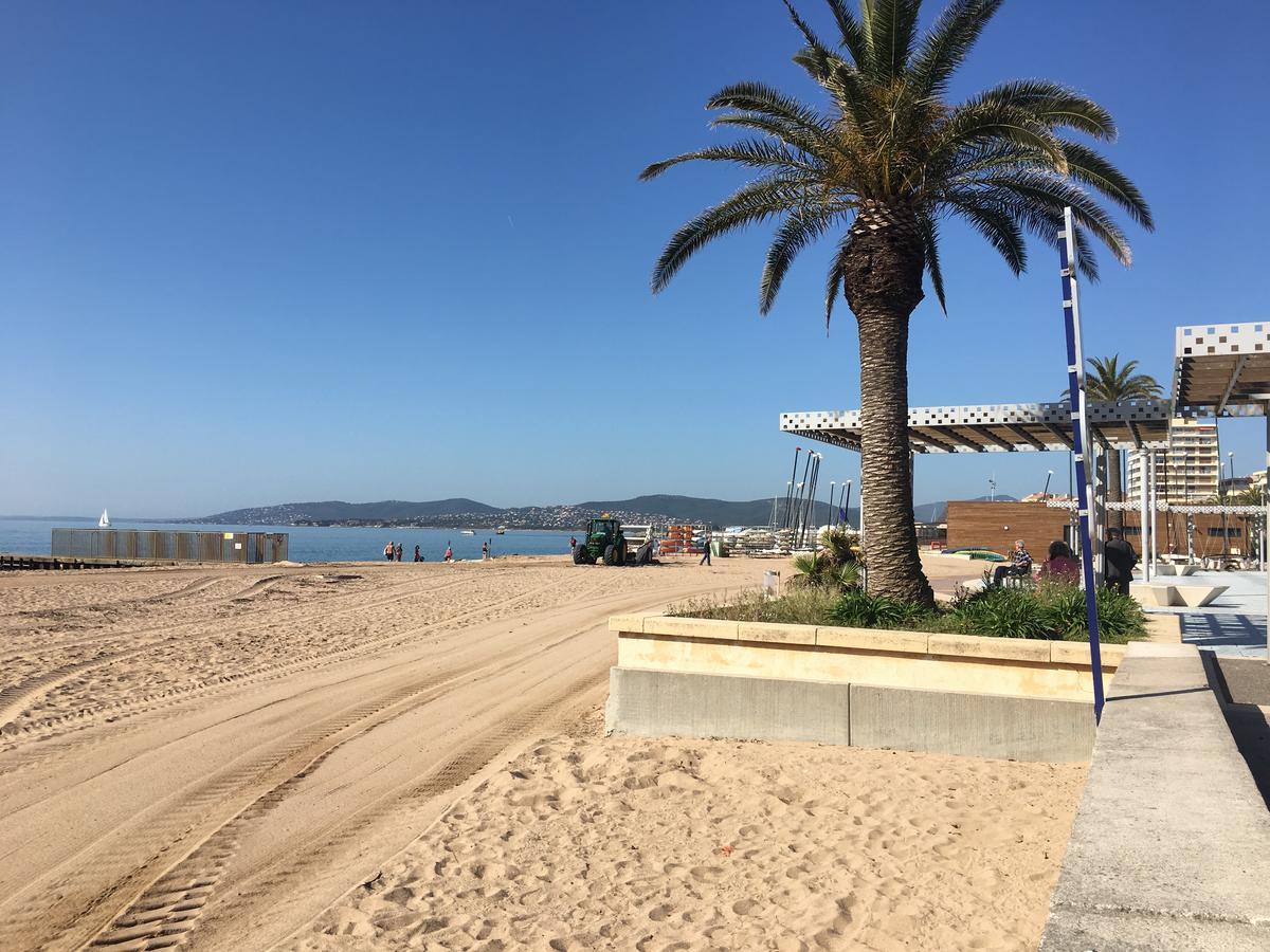 Les Pins Maritimes Fréjus Exterior photo